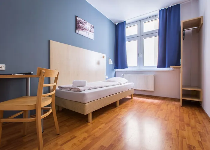 Hotel A&o Hauptbahnhof 2*